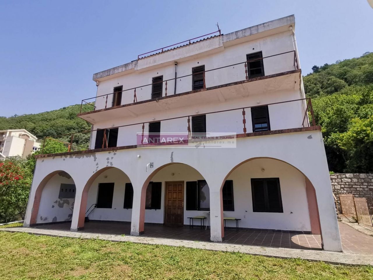 Коммерческая недвижимость в Петроваце, Черногория, 480 м² - фото 18