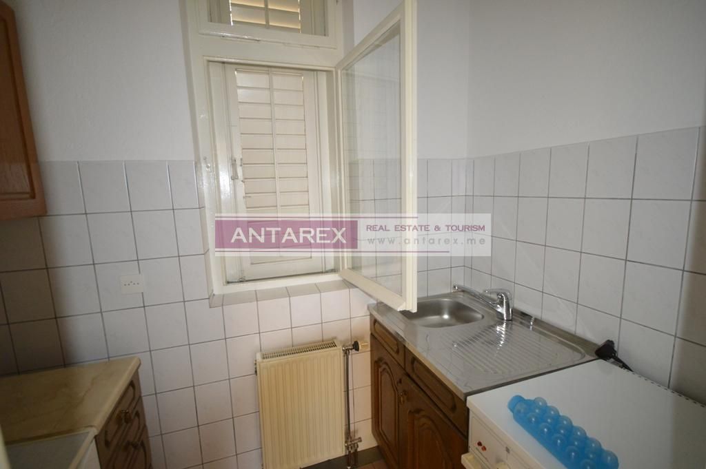 Вилла в Херцег-Нови, Черногория, 90 м² - фото 19