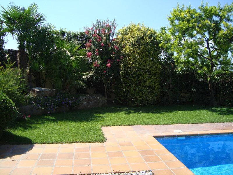 Шале в Барселоне, Испания, 380 м² - фото 3