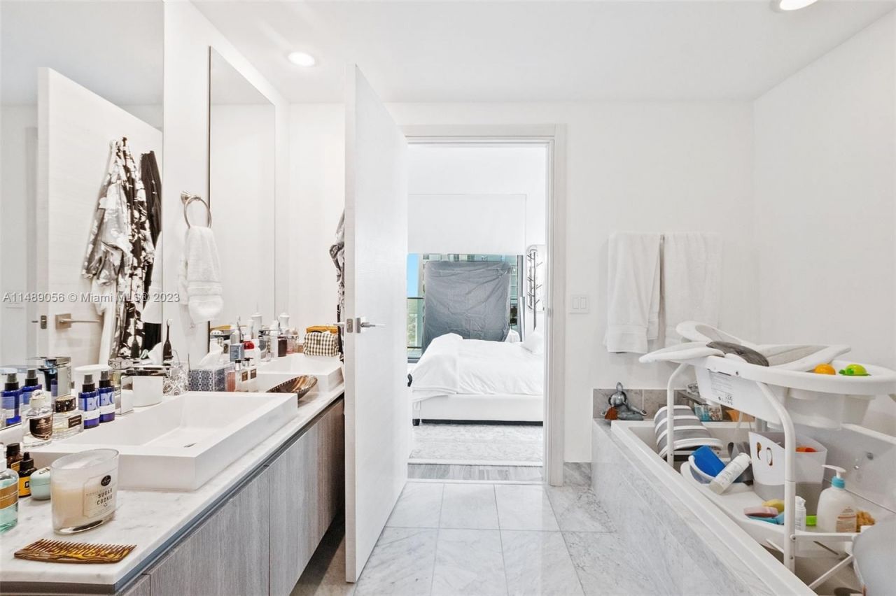 Квартира в Майами, США, 110 м² - фото 9