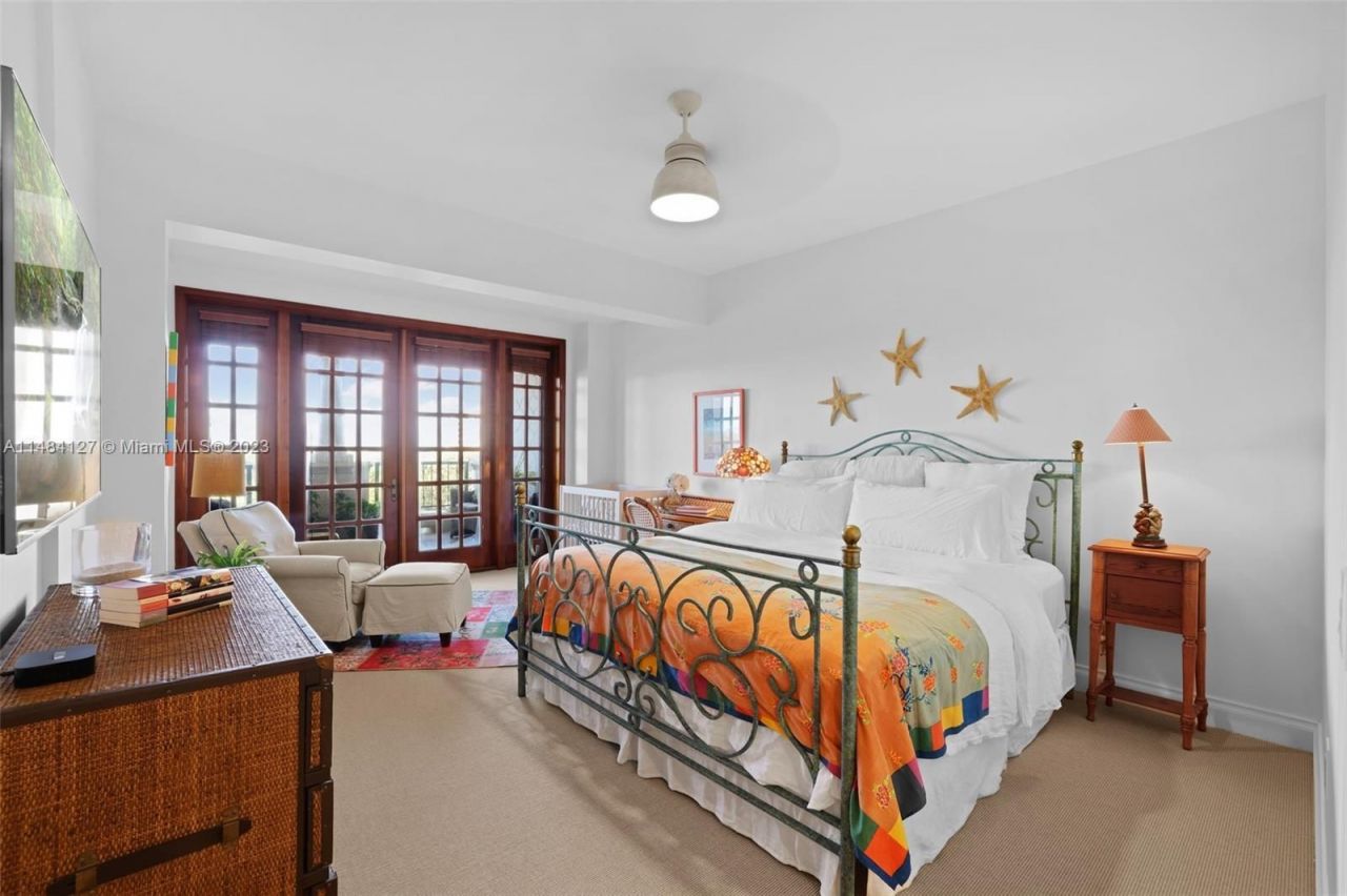 Квартира в Майами, США, 300 м² - фото 17