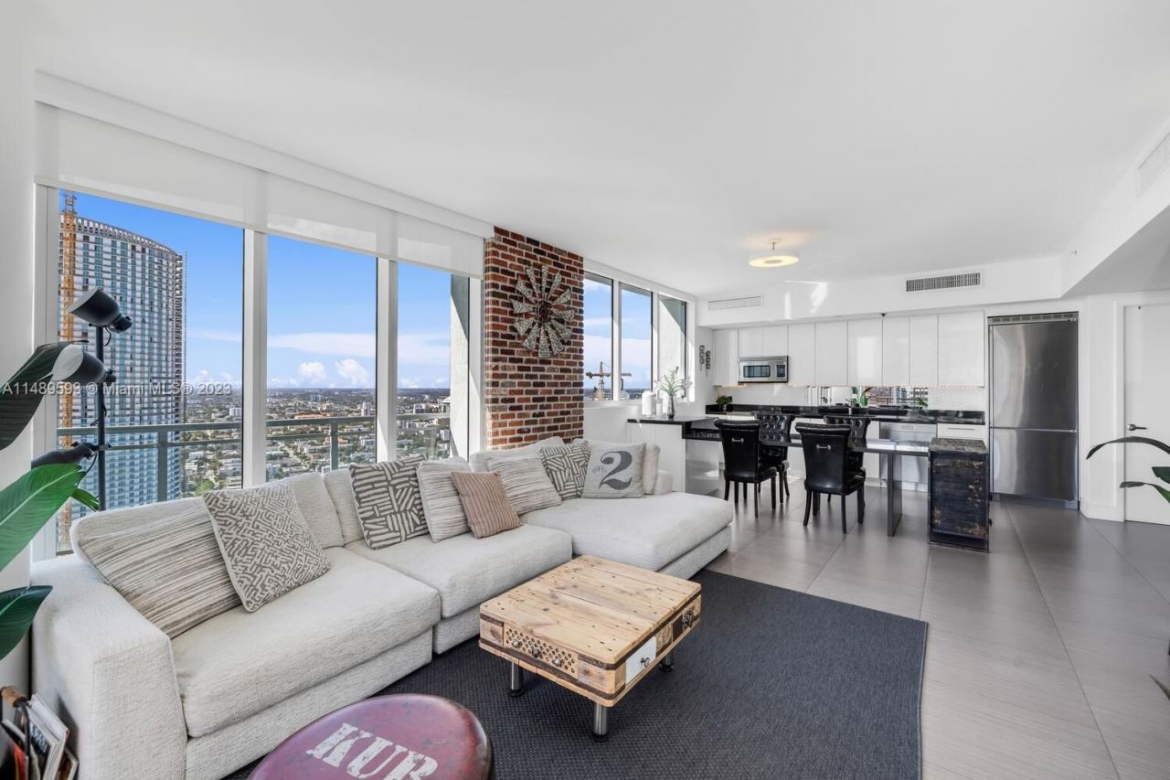 Квартира в Майами, США, 120 м² - фото 2