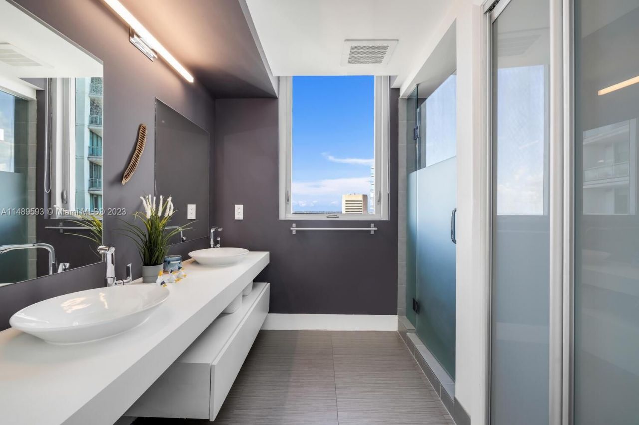 Квартира в Майами, США, 120 м² - фото 13