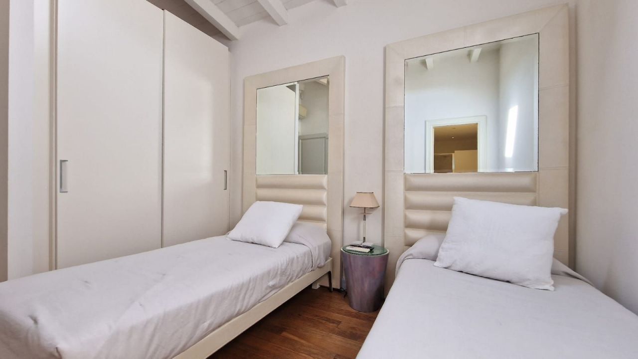 Вилла в Форте деи Марми, Италия, 220 м² - фото 7