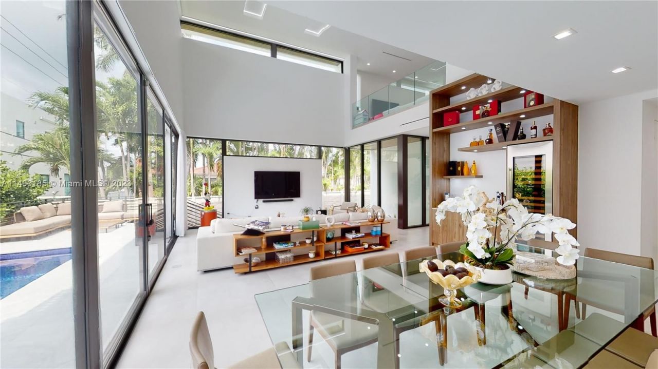 Вилла в Майами, США, 390 м² - фото 3