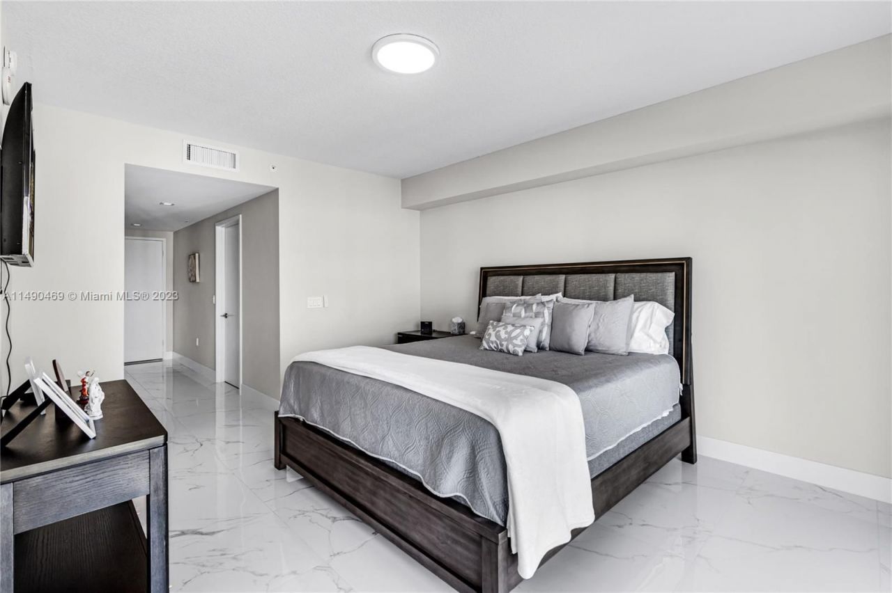 Квартира в Майами, США, 160 м² - фото 13