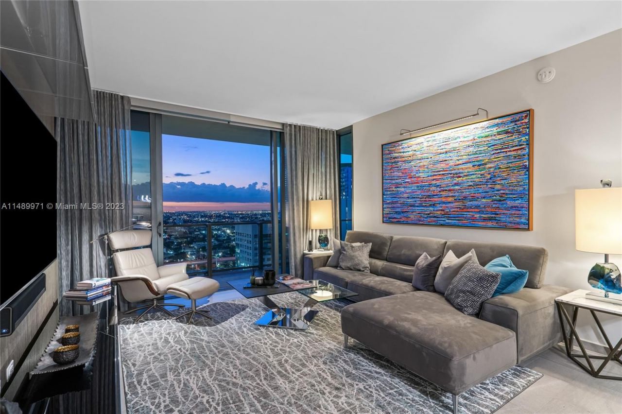 Квартира в Майами, США, 130 м² - фото 2