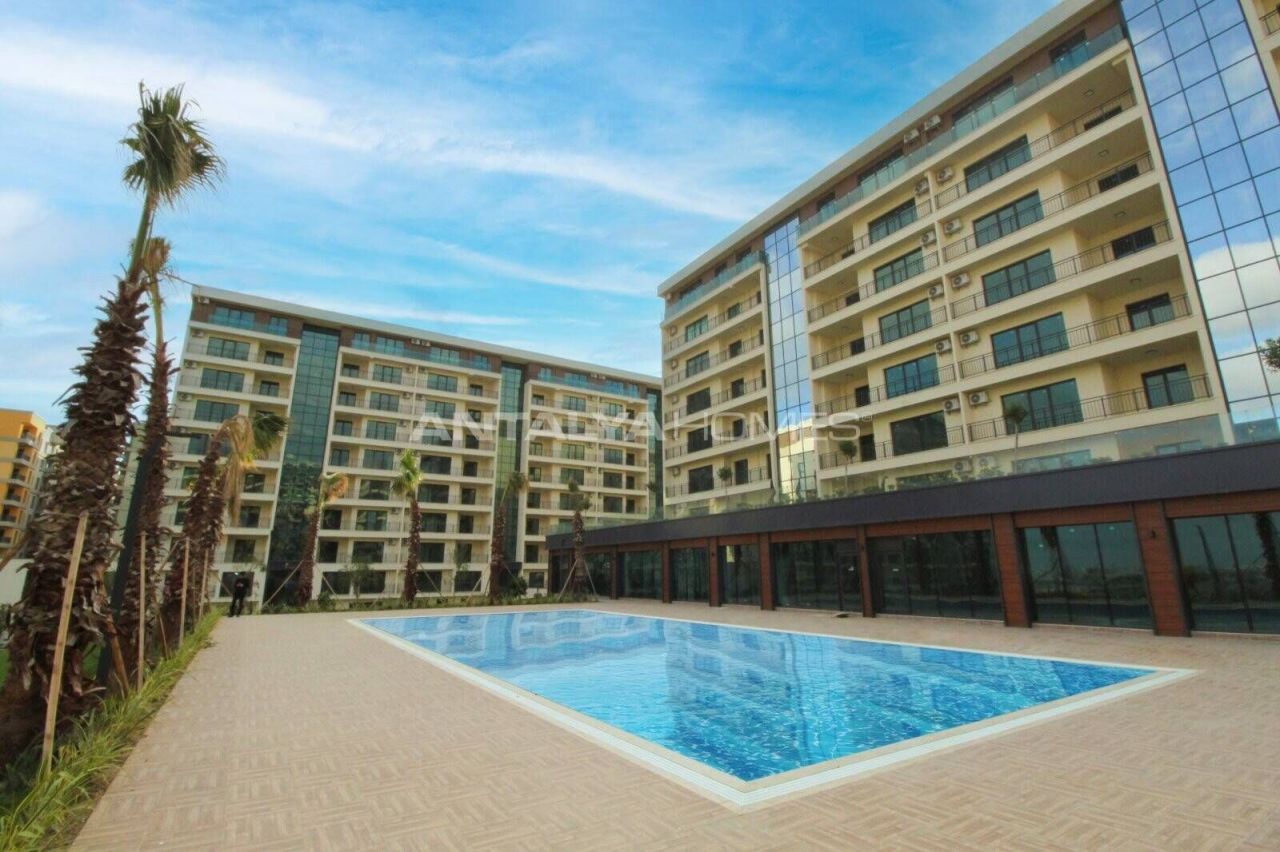 Апартаменты в Эсеньюрте, Турция, 123 м² - фото 1