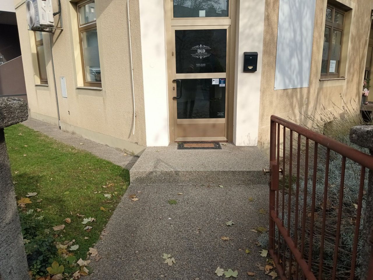 Офис в Загребе, Хорватия, 46 м² - фото 1