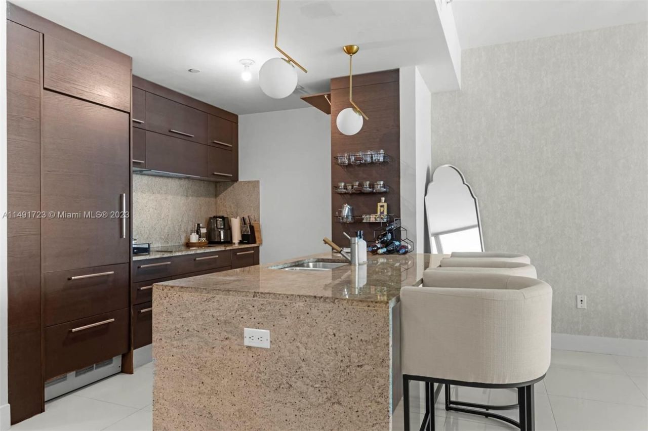 Квартира в Майами, США, 90 м² - фото 6