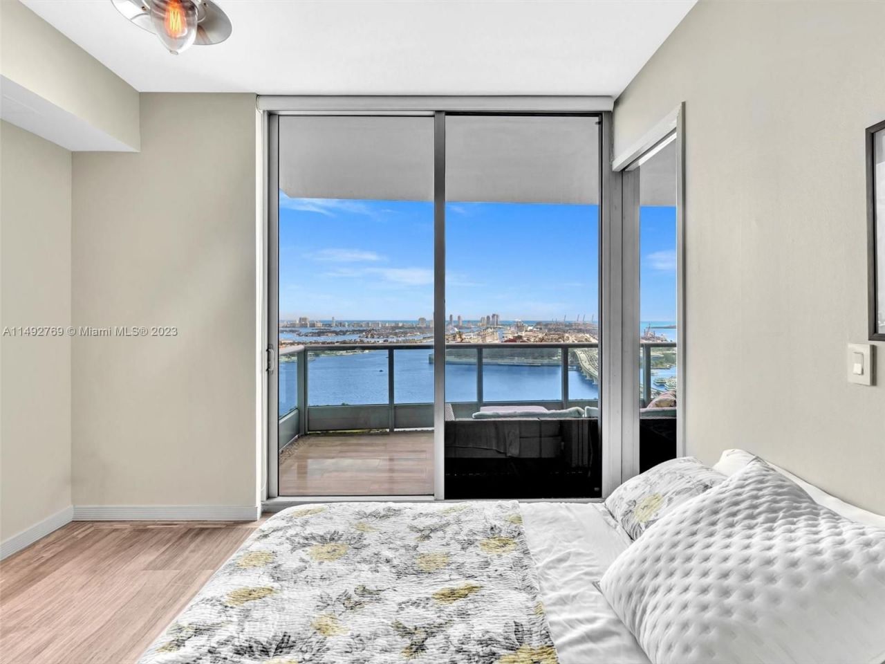 Квартира в Майами, США, 90 м² - фото 11