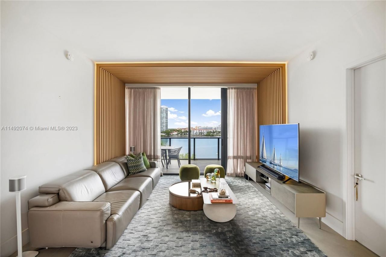 Квартира в Майами, США, 250 м² - фото 10