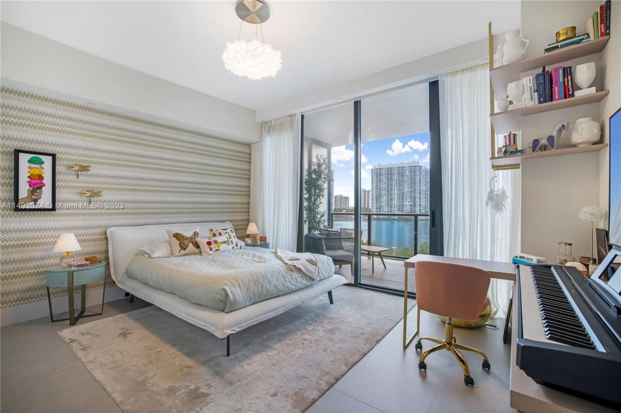 Квартира в Майами, США, 250 м² - фото 16