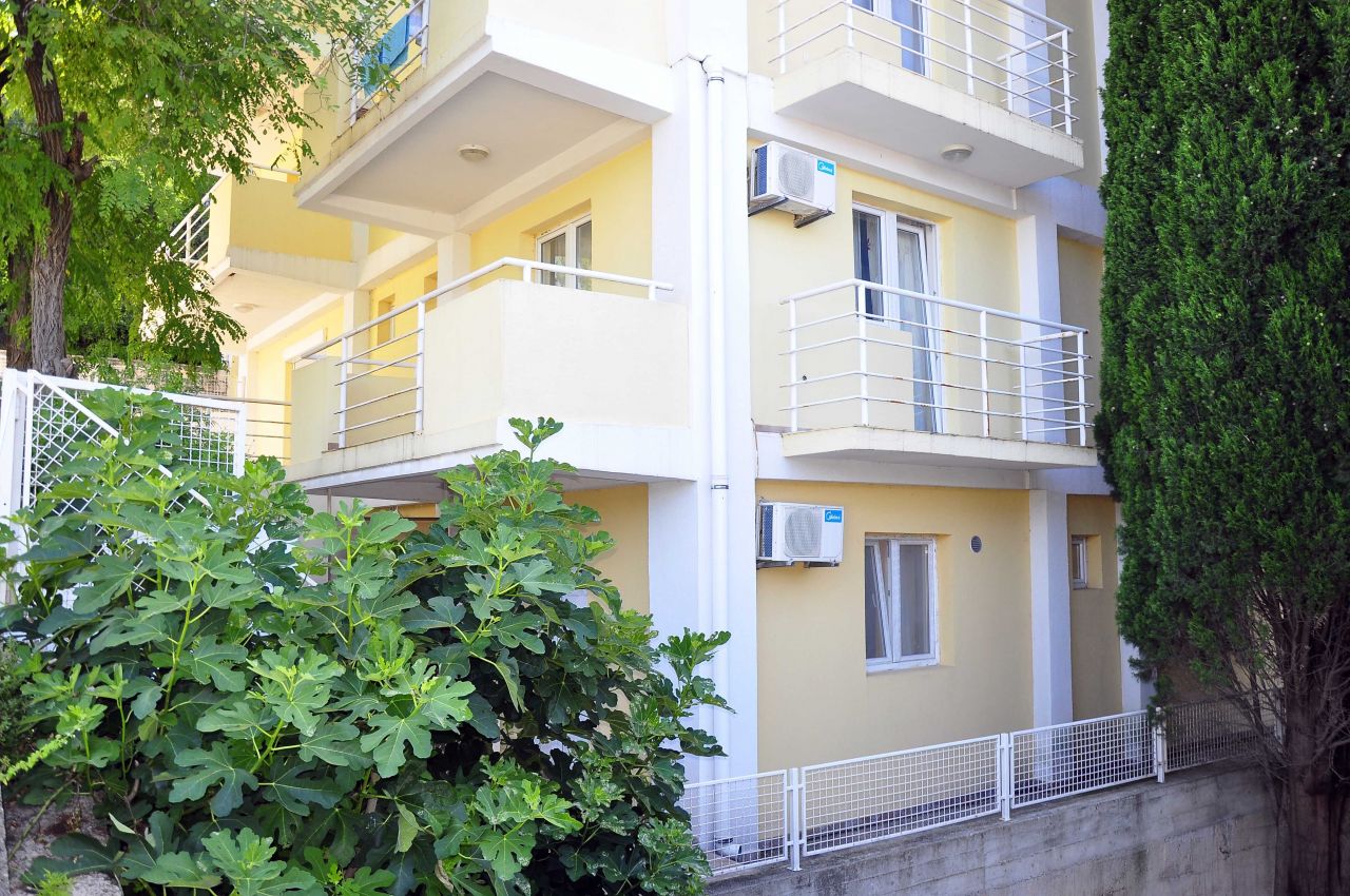 Отель, гостиница в Баре, Черногория, 400 м² - фото 2