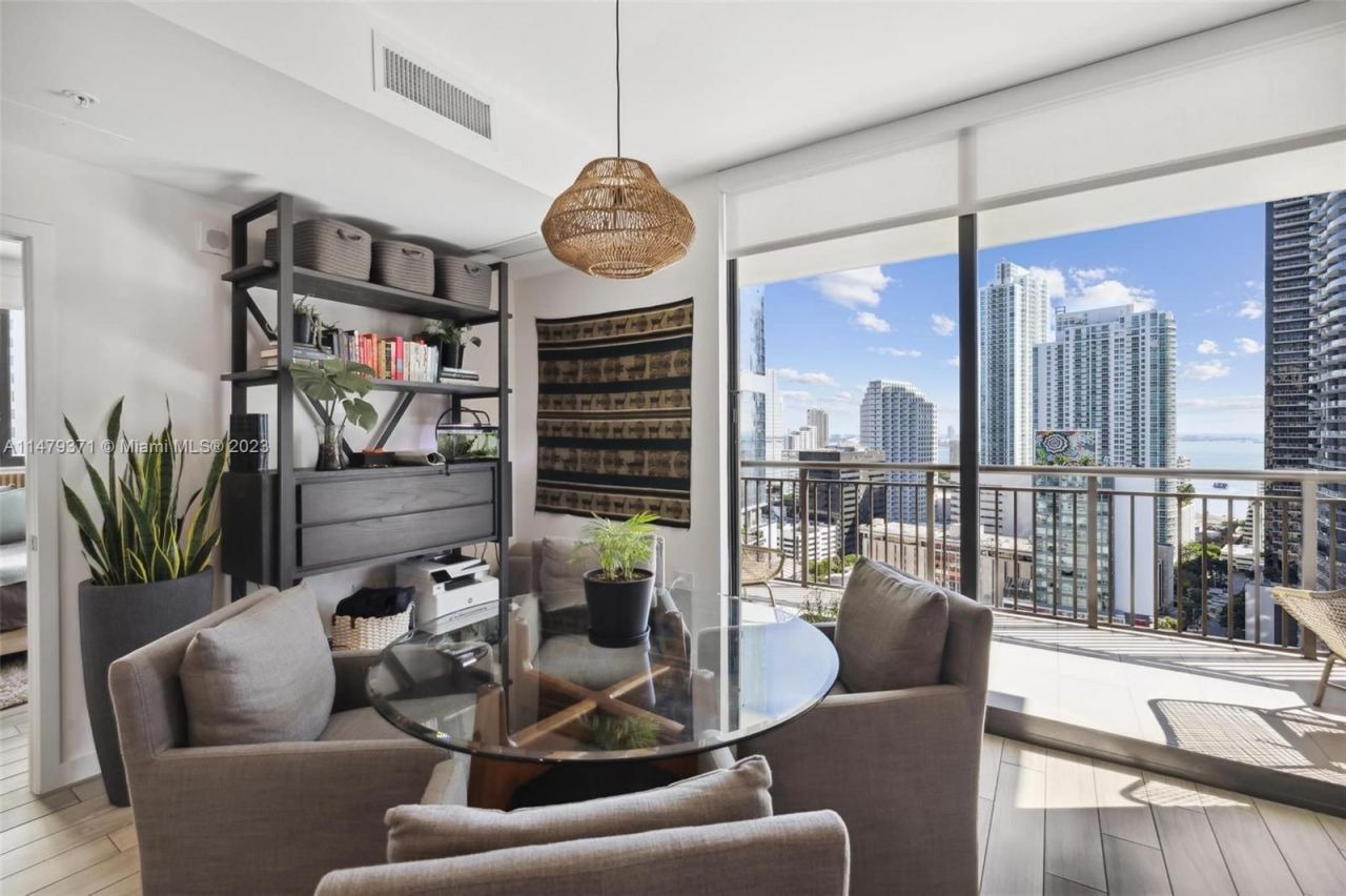 Квартира в Майами, США, 100 м² - фото 2