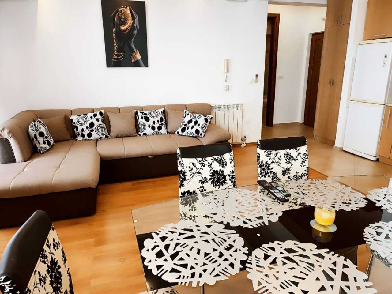 Квартира в Добра Воде, Черногория, 63 м² - фото 2