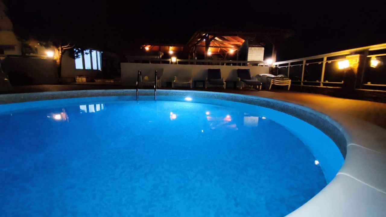 Квартира в Добра Воде, Черногория, 63 м² - фото 9