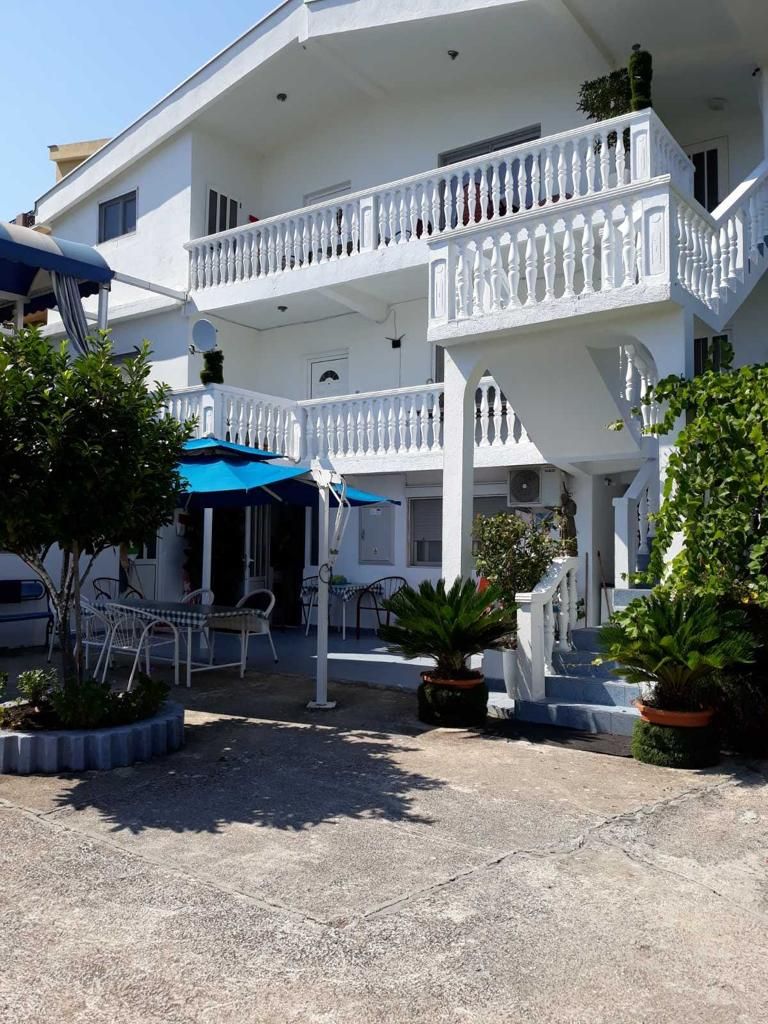 Отель, гостиница в Баре, Черногория, 350 м² - фото 2