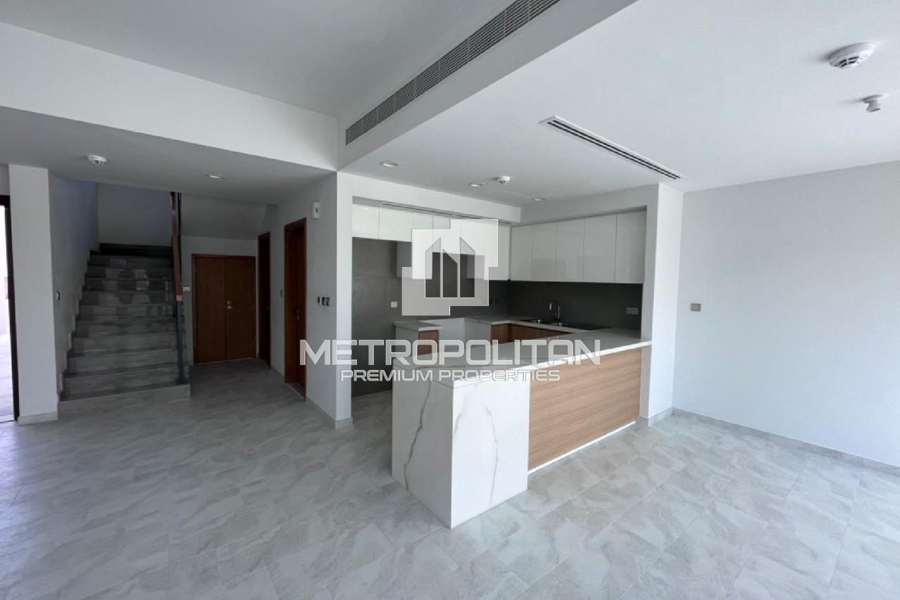 Таунхаус в Дубае, ОАЭ, 168 м² - фото 1