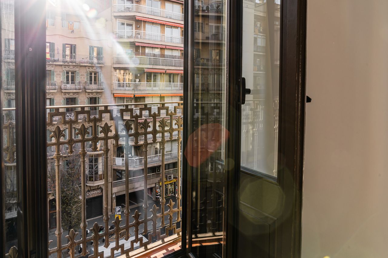 Апартаменты в Барселоне, Испания, 113 м² - фото 13