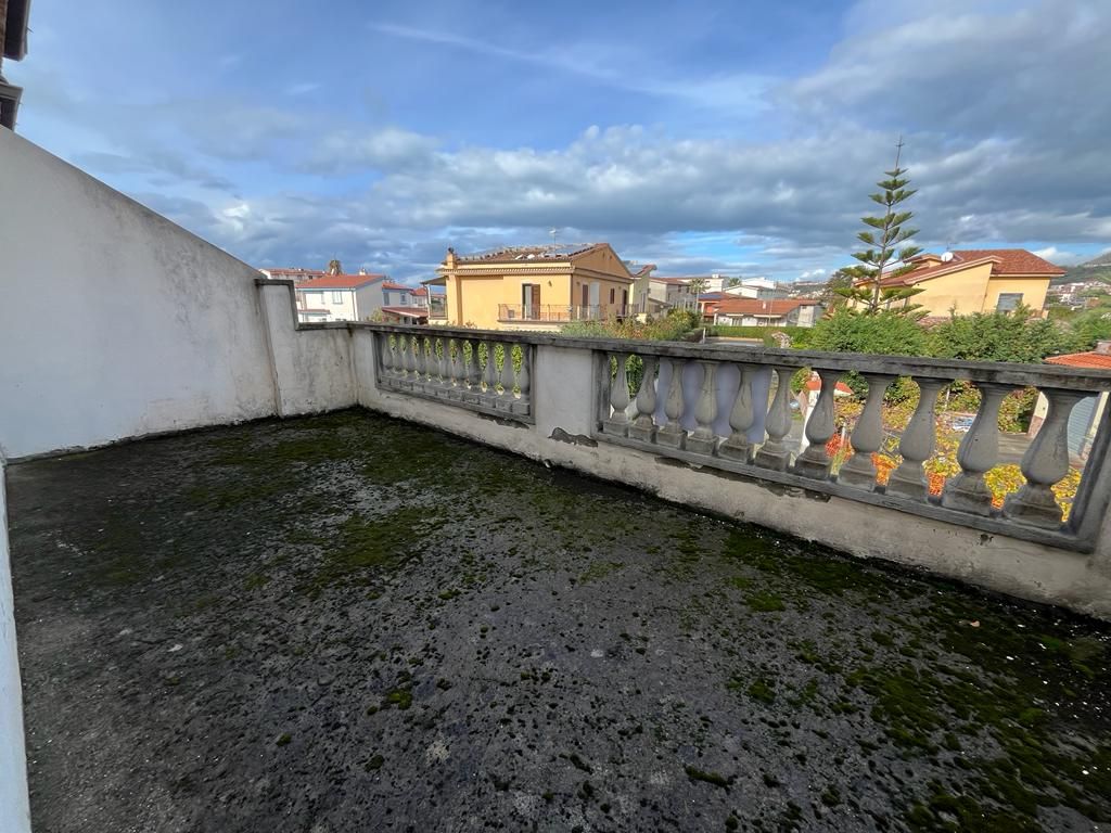 Вилла в Скалее, Италия, 187 м² - фото 8