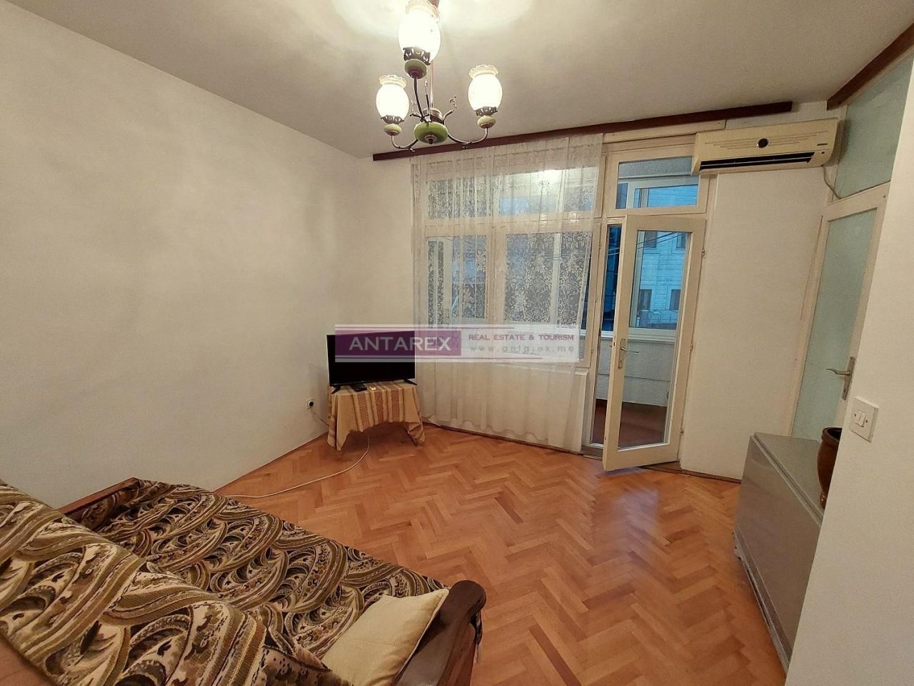 Апартаменты в Биеле, Черногория, 63 м2 - фото 1