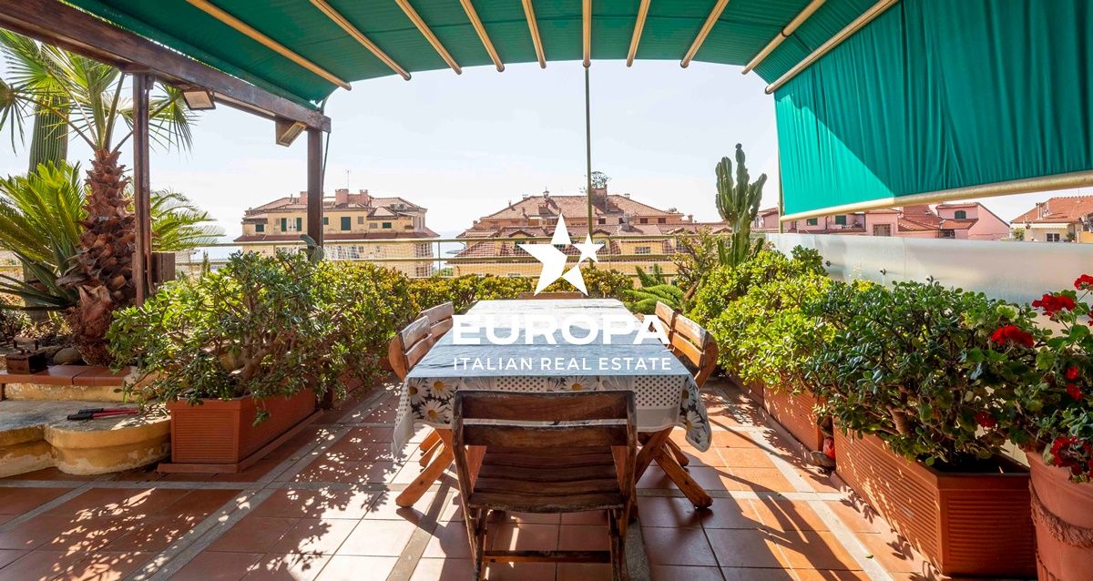 Пентхаус в Сан-Ремо, Италия, 211 м² - фото 2