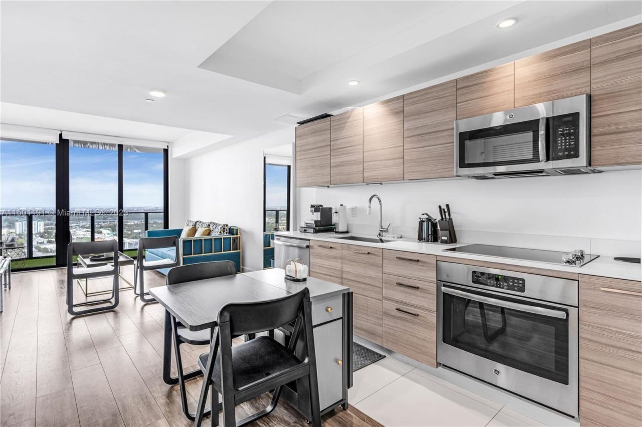 Квартира в Майами, США, 55 м² - фото 2