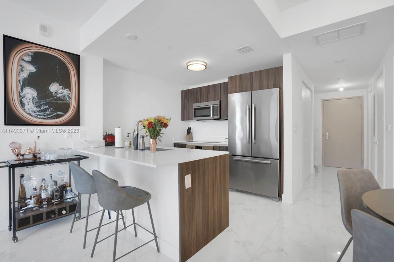 Квартира в Майами, США, 70 м² - фото 16