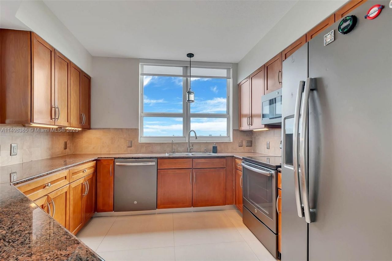 Квартира в Майами, США, 130 м² - фото 3