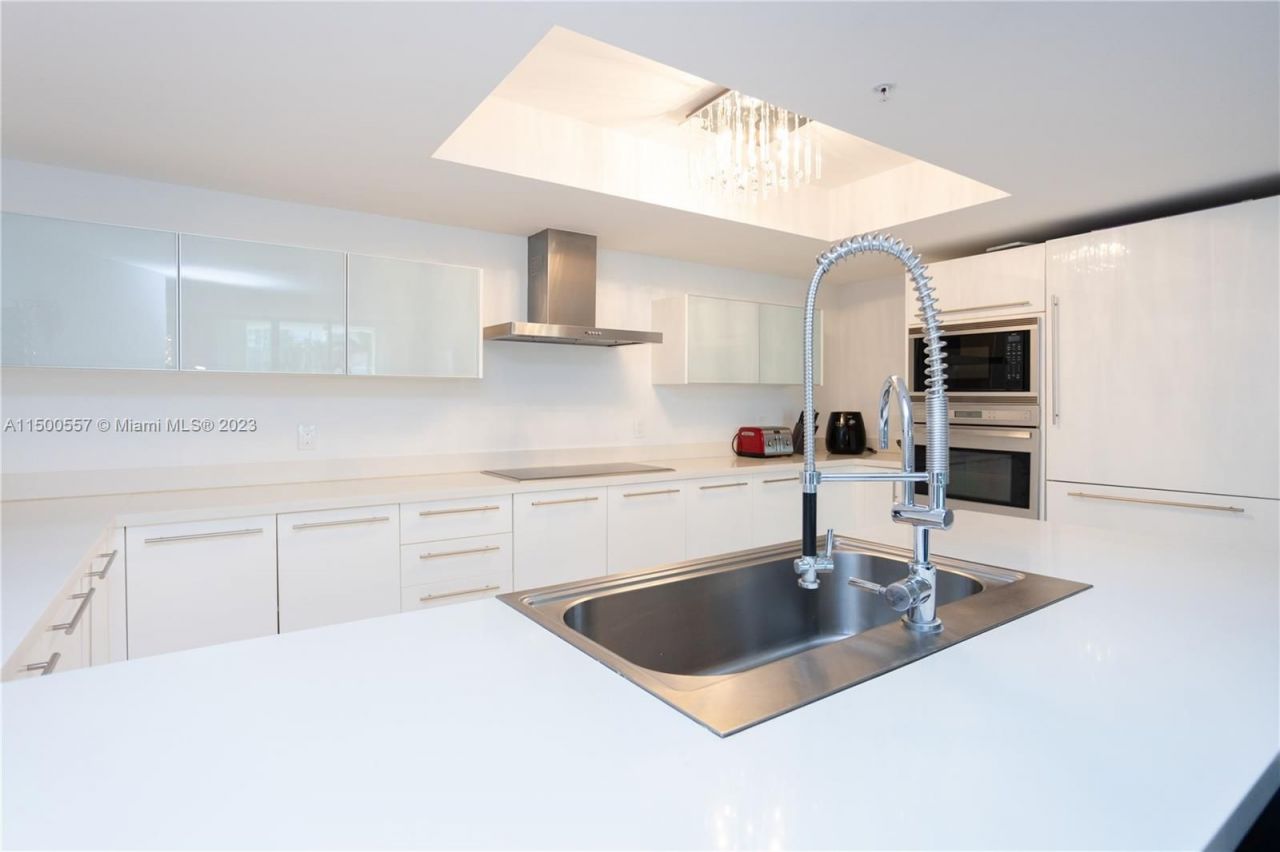 Квартира в Майами, США, 160 м² - фото 7