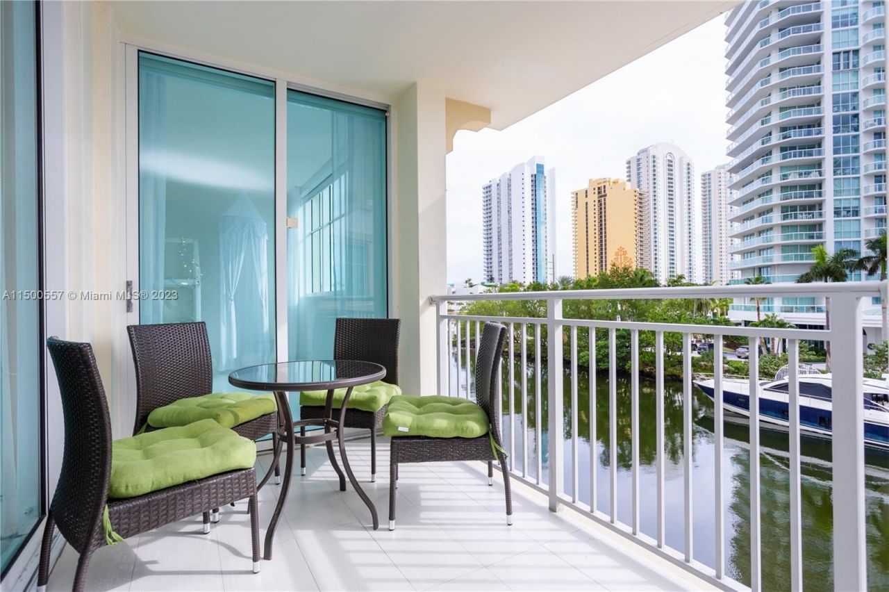 Квартира в Майами, США, 160 м² - фото 16