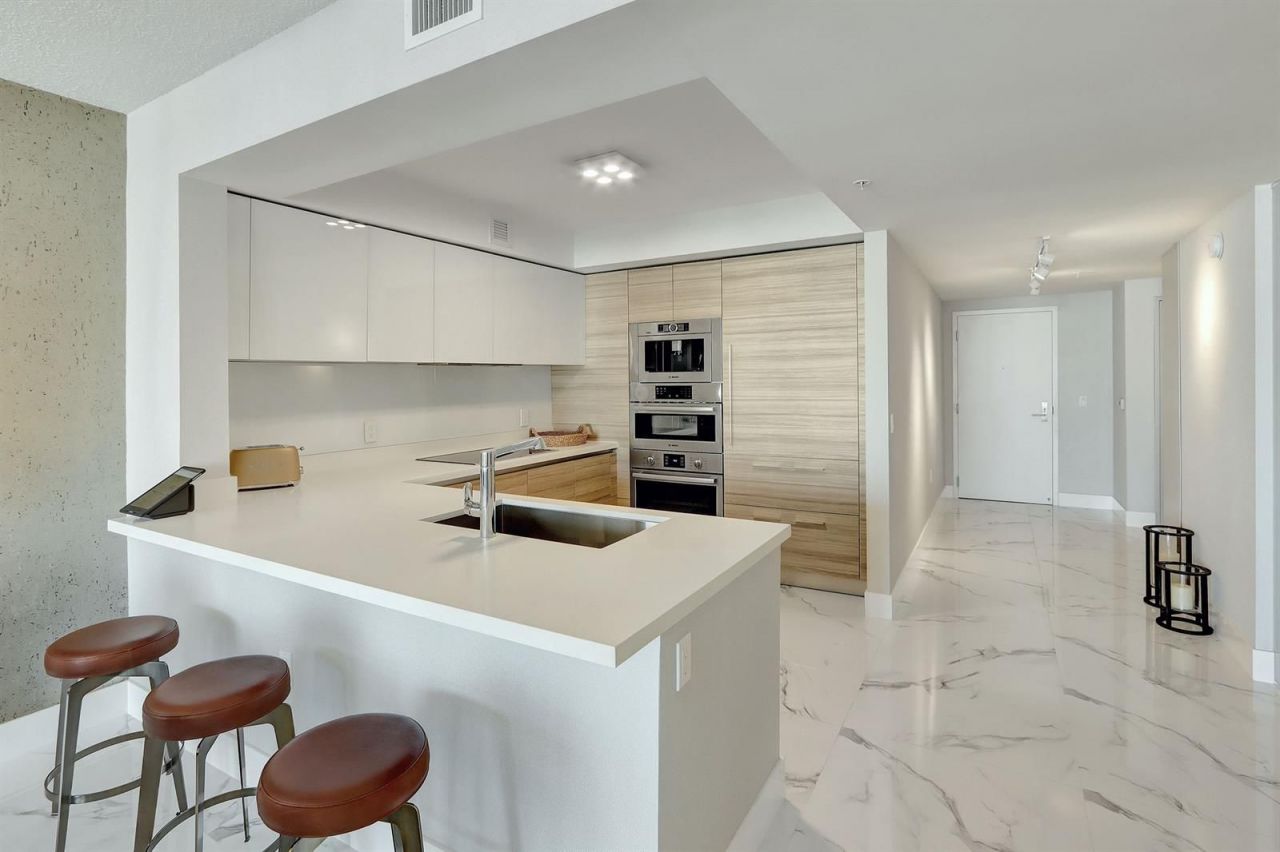 Квартира в Майами, США, 140 м² - фото 6