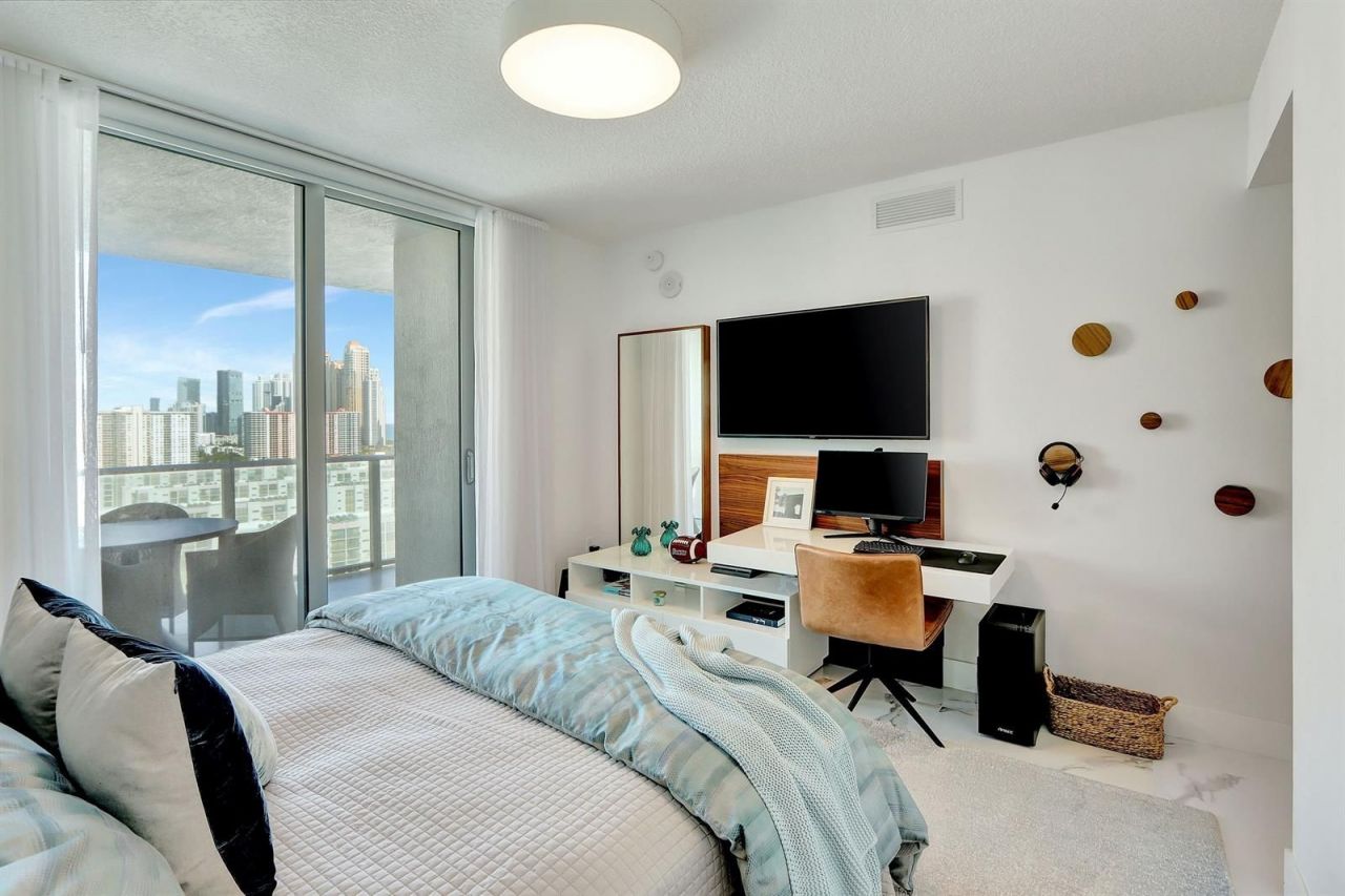 Квартира в Майами, США, 140 м² - фото 17