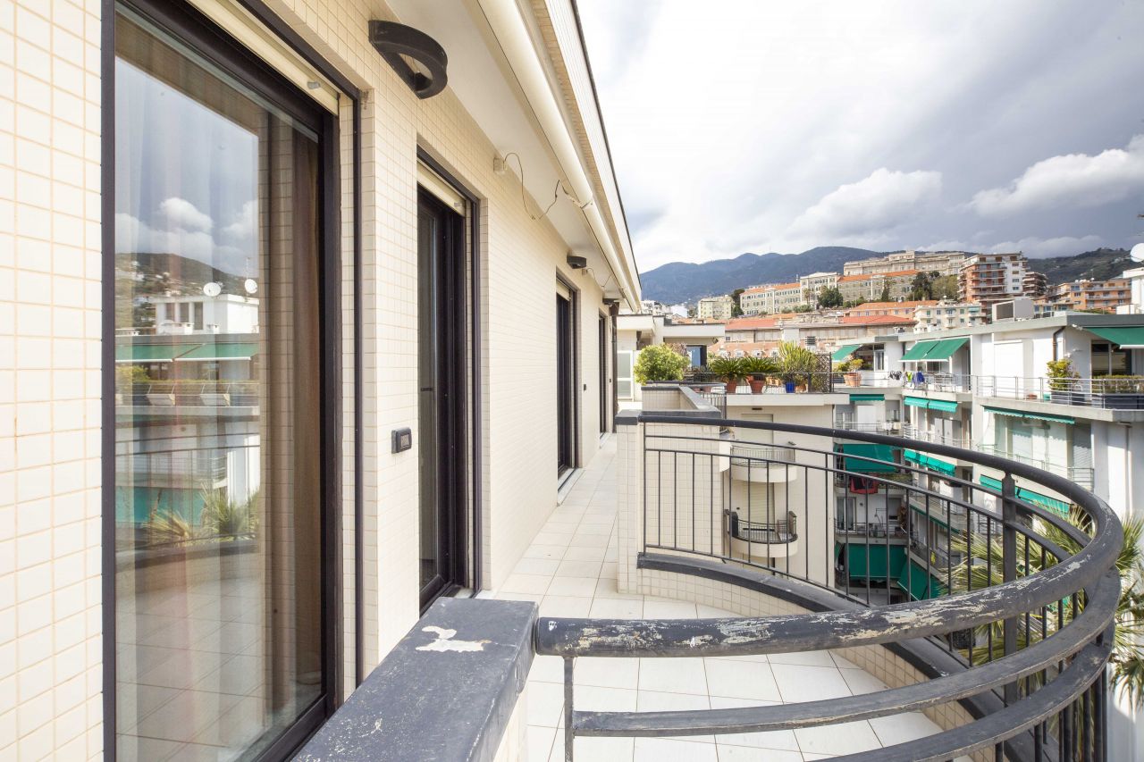 Пентхаус в Сан-Ремо, Италия, 120 м² - фото 18