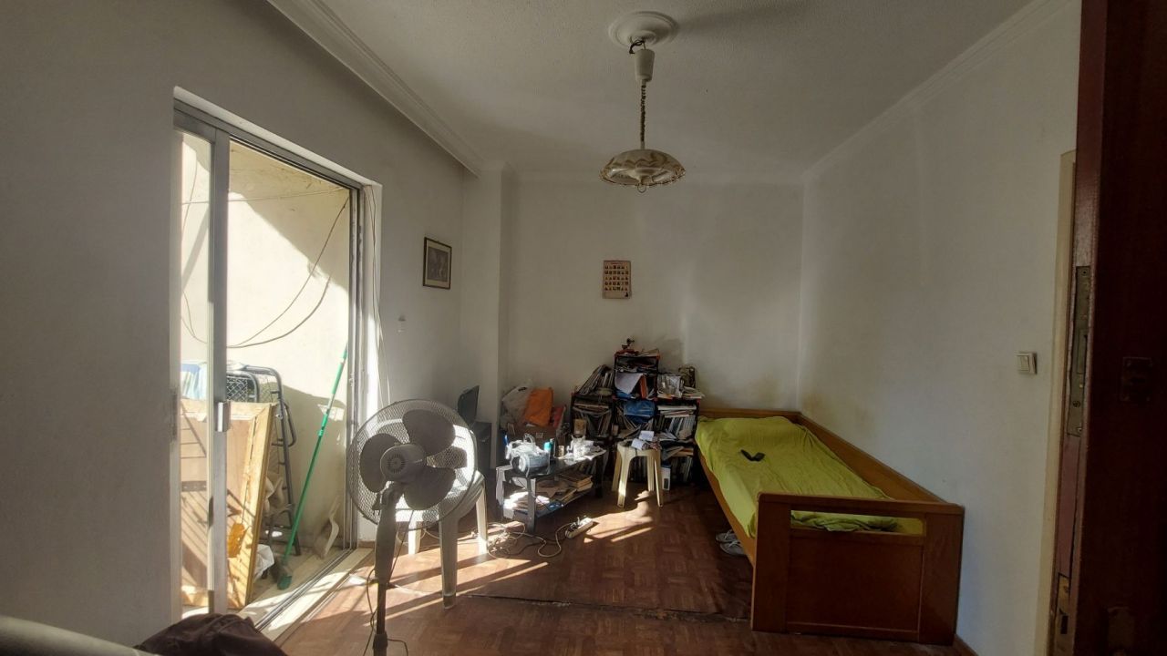 Квартира в Пирее, Греция, 30 м2 - фото 1