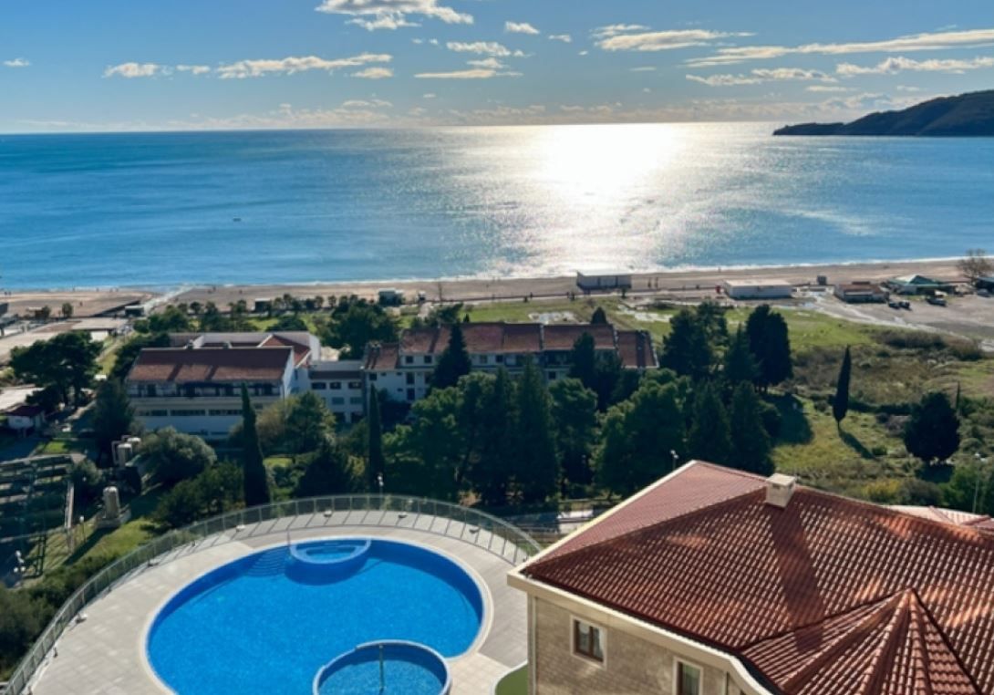 Квартира в Бечичи, Черногория, 150 м² - фото 1