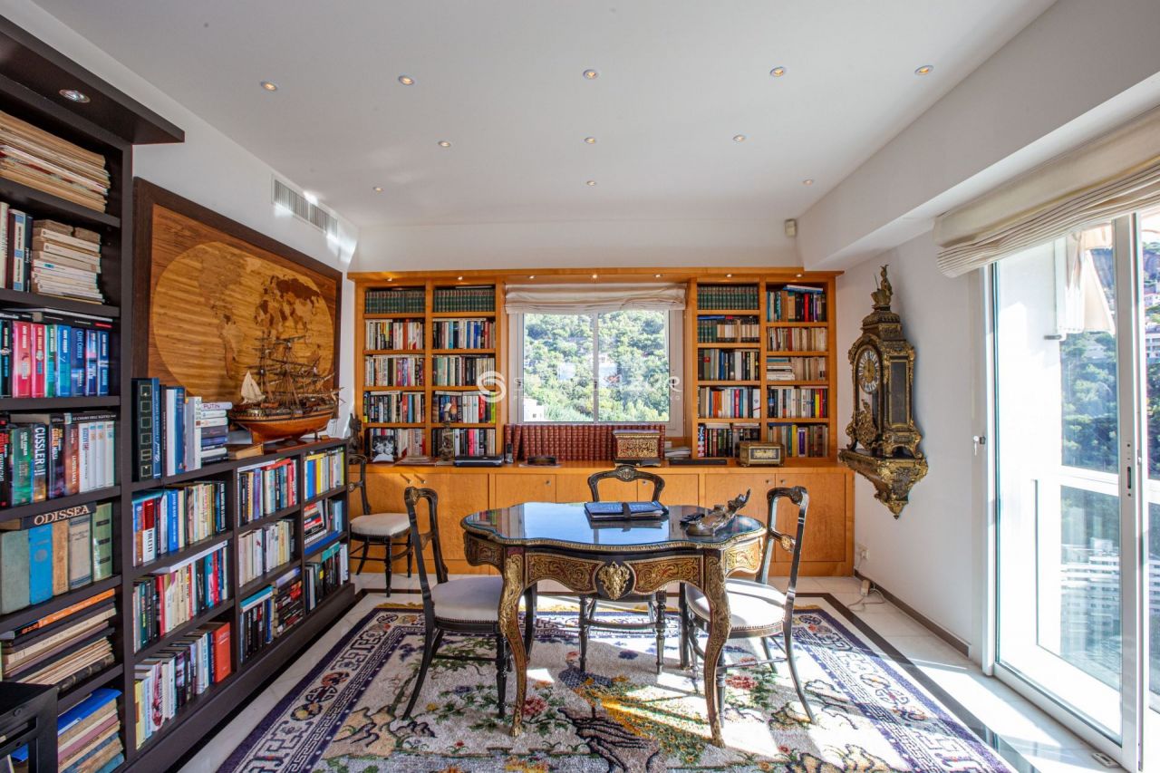 Вилла в Рокбрюн-Кап-Мартен, Франция, 419 м² - фото 16