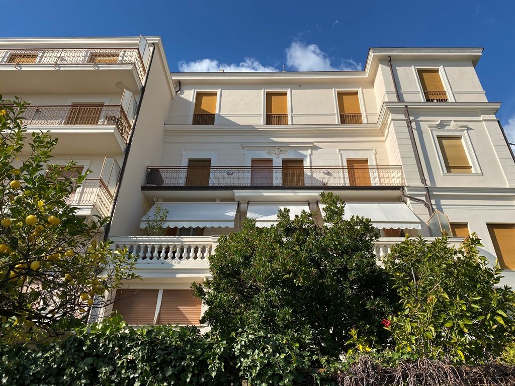 Квартира в Сан-Ремо, Италия, 106 м² - фото 2