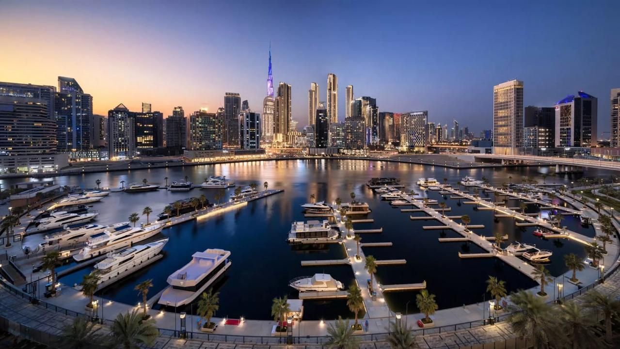 Квартира в Дубае, ОАЭ, 3 972 м2 - фото 1