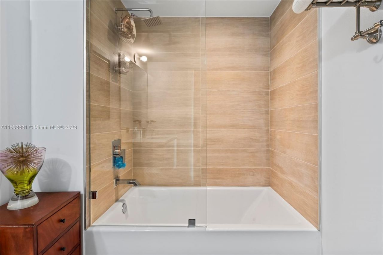 Квартира в Майами, США, 90 м² - фото 6