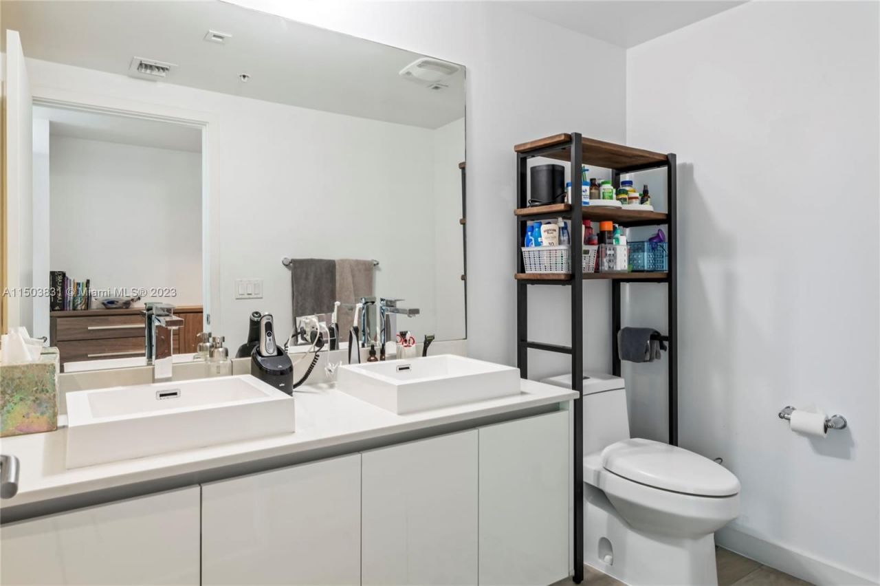 Квартира в Майами, США, 90 м² - фото 13