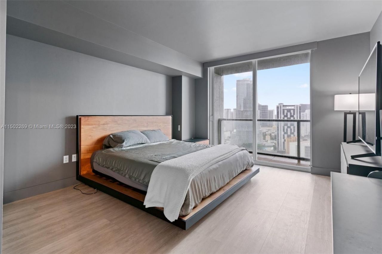 Квартира в Майами, США, 110 м² - фото 12