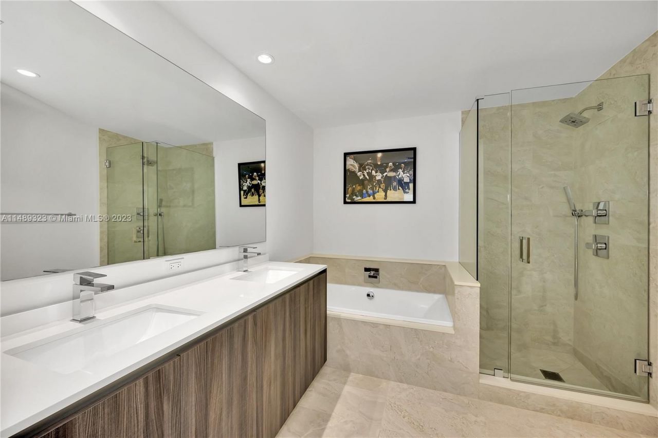 Квартира в Майами, США, 190 м² - фото 12