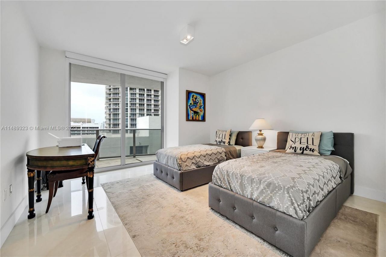 Квартира в Майами, США, 190 м² - фото 13