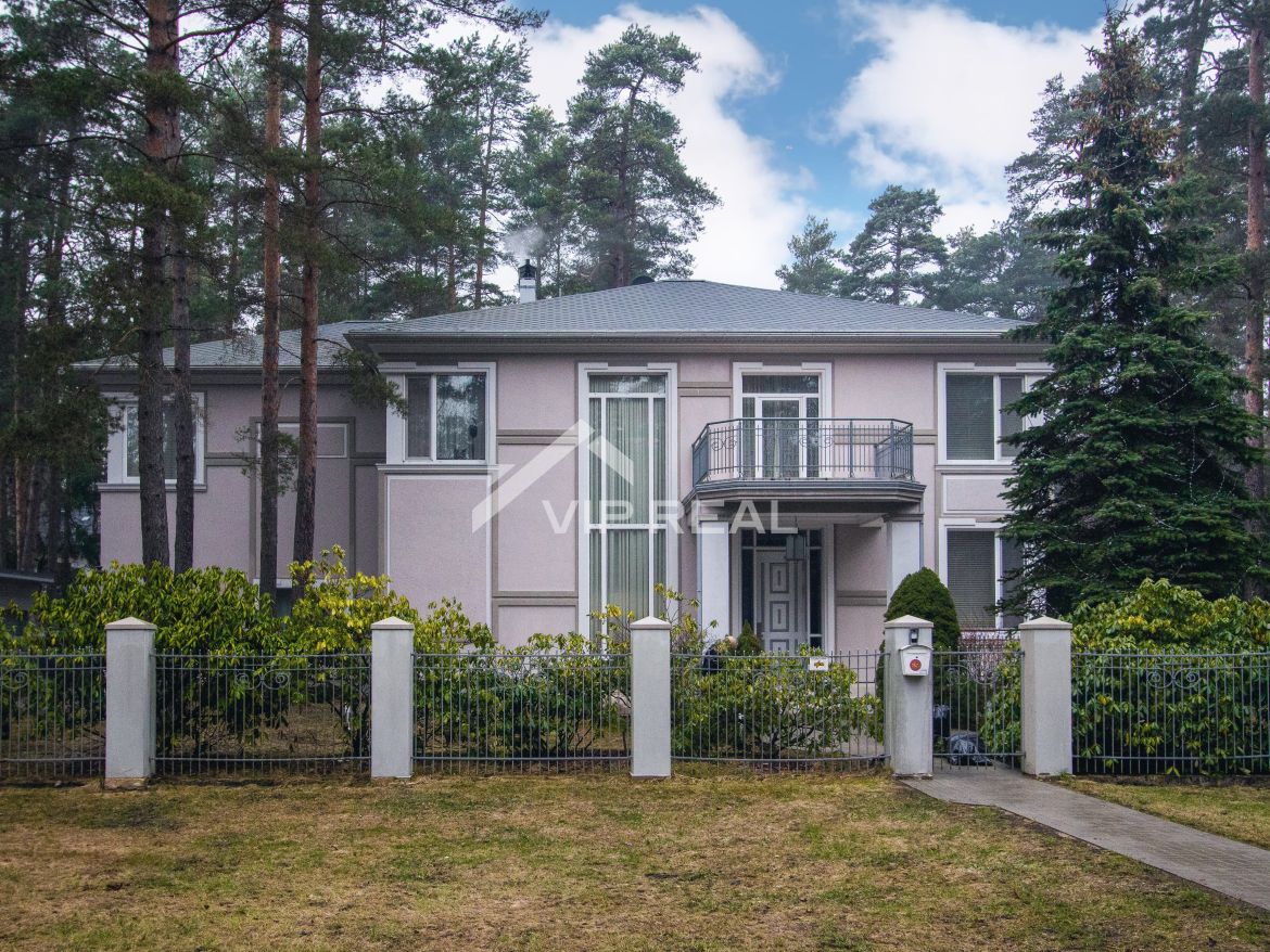 Дом в Юрмале, Латвия, 520 м2 - фото 1