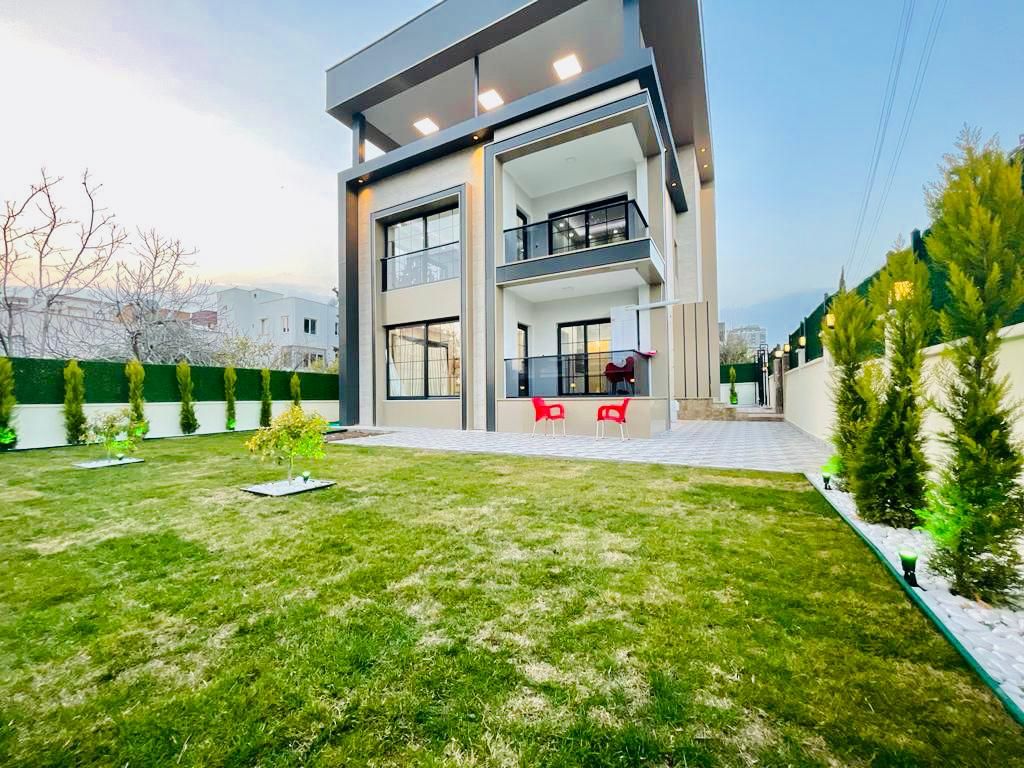 Вилла в Мерсине, Турция, 330 м² - фото 2