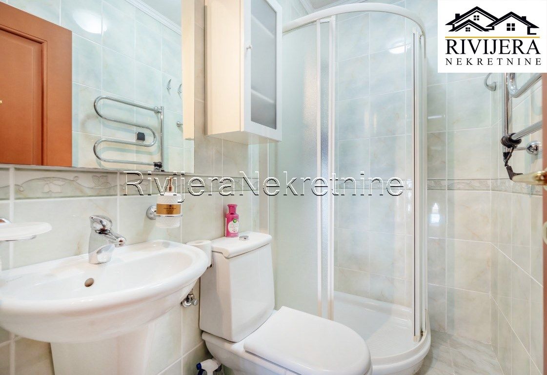 Квартира в Херцег-Нови, Черногория, 244 м² - фото 4