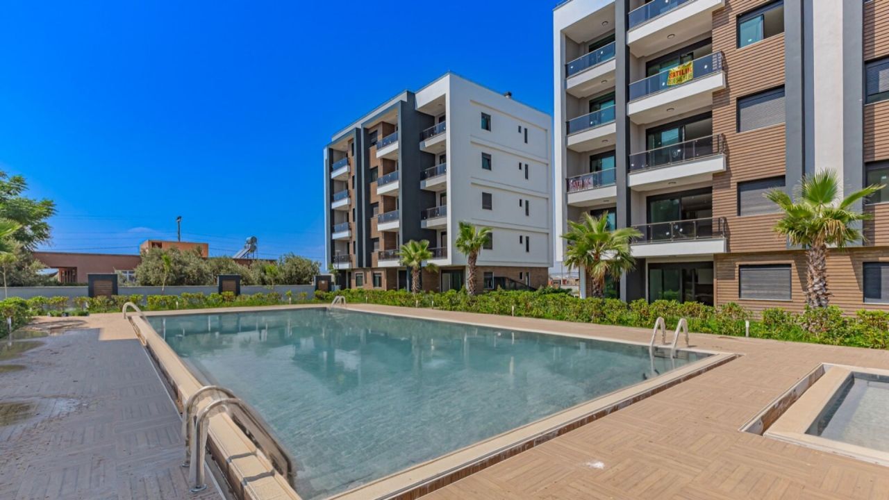 Квартира в Анталии, Турция, 60 м² - фото 1