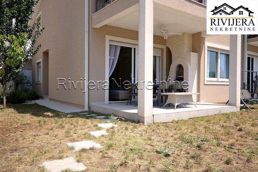 Квартира в Херцег-Нови, Черногория, 80 м² - фото 14